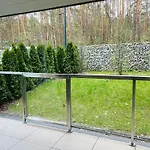 Apartament Sosnowy Przy Basenach Tropikalnych, Prywatny Parking